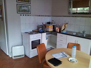 Bed & Breakfast Forest Retreat 3*